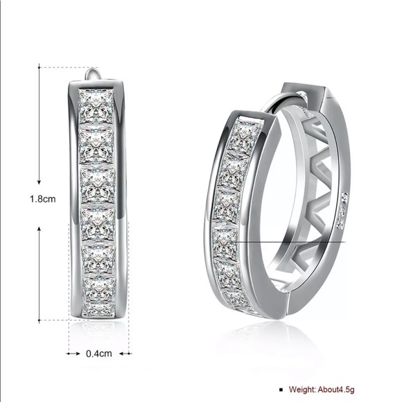 New Women’s 925 Silver Diamond Beautiful Earrings - Picture 2 of 3